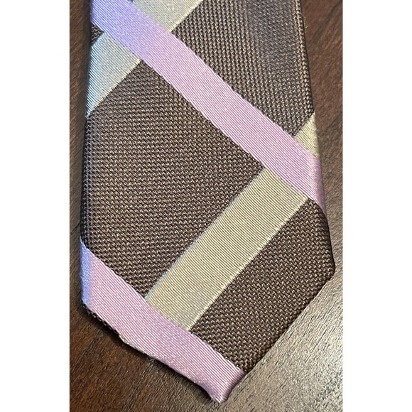 BCBG Brown Pink Hand Made 100% Silk Men’s Neck Tie Made In China - Picture 6 of 9